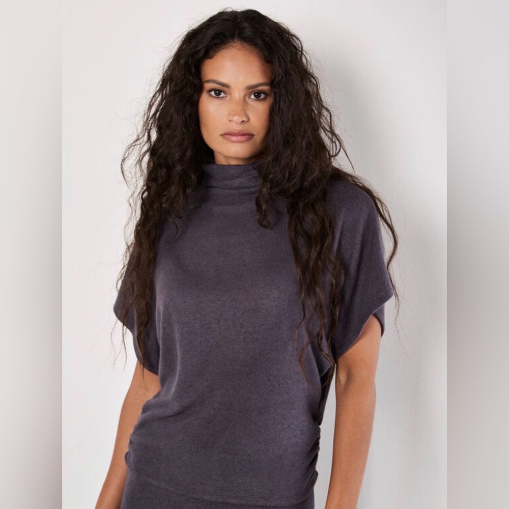 Apricot 🍑-  Apricot Soft Touch  Side Ruched Top